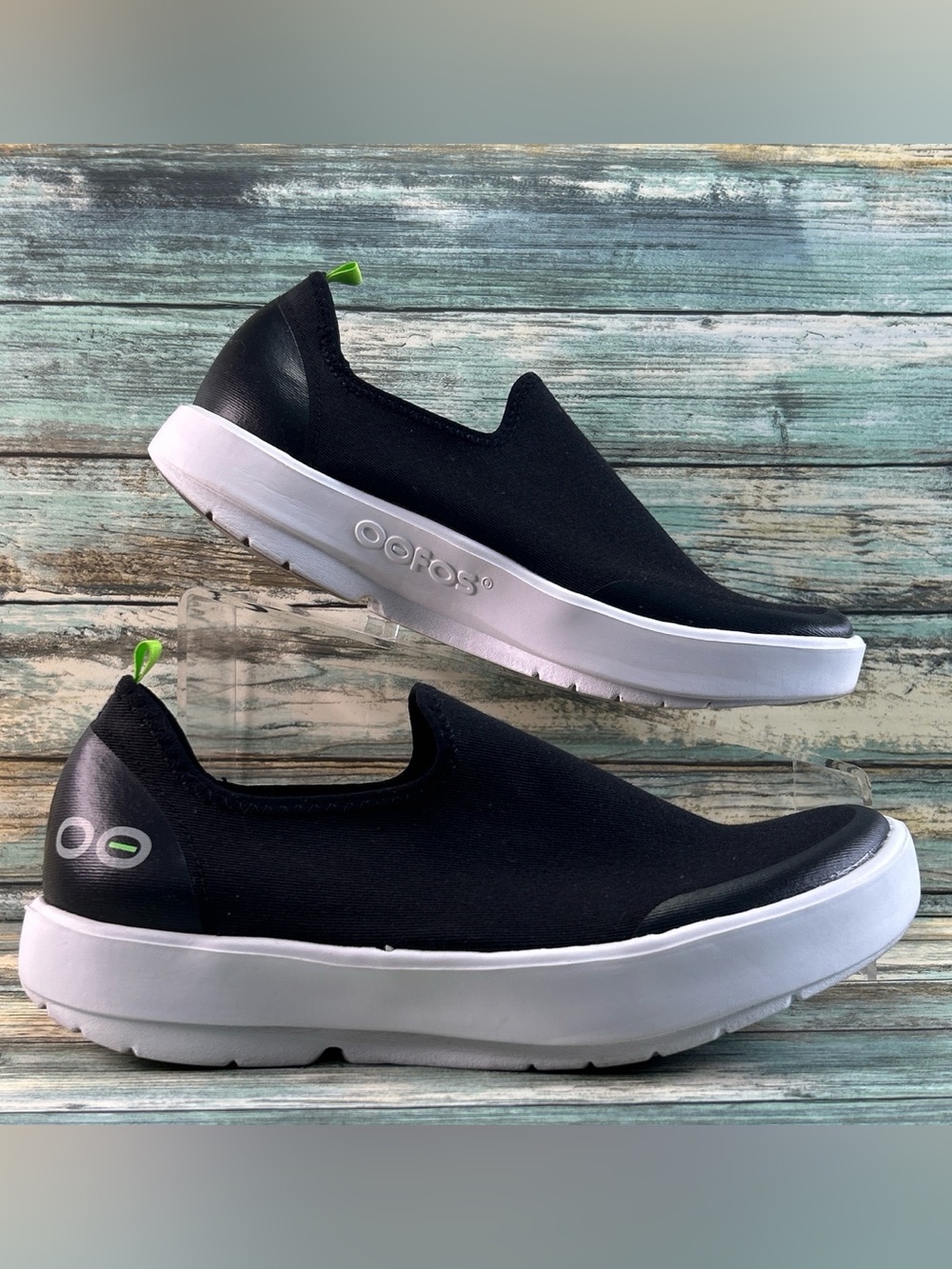 OOFOS OOmg Eezee Slip On Recovery Comfort Sneaker Size 8.5 Black Casual Shoes